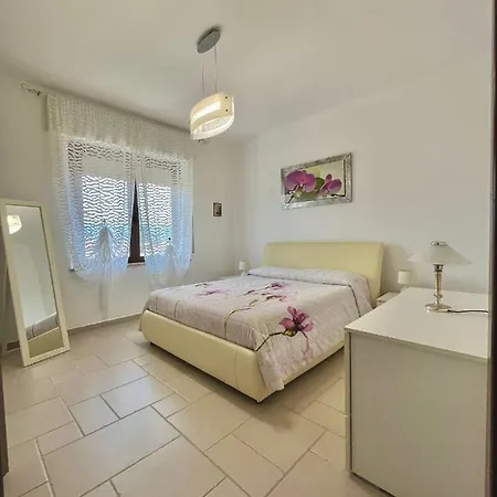 Incantevole Attico Porto Frailis Apartamento